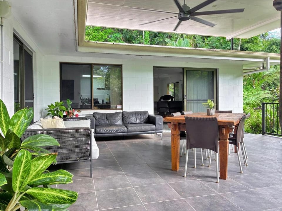 Balcony/Terrace, Dining area