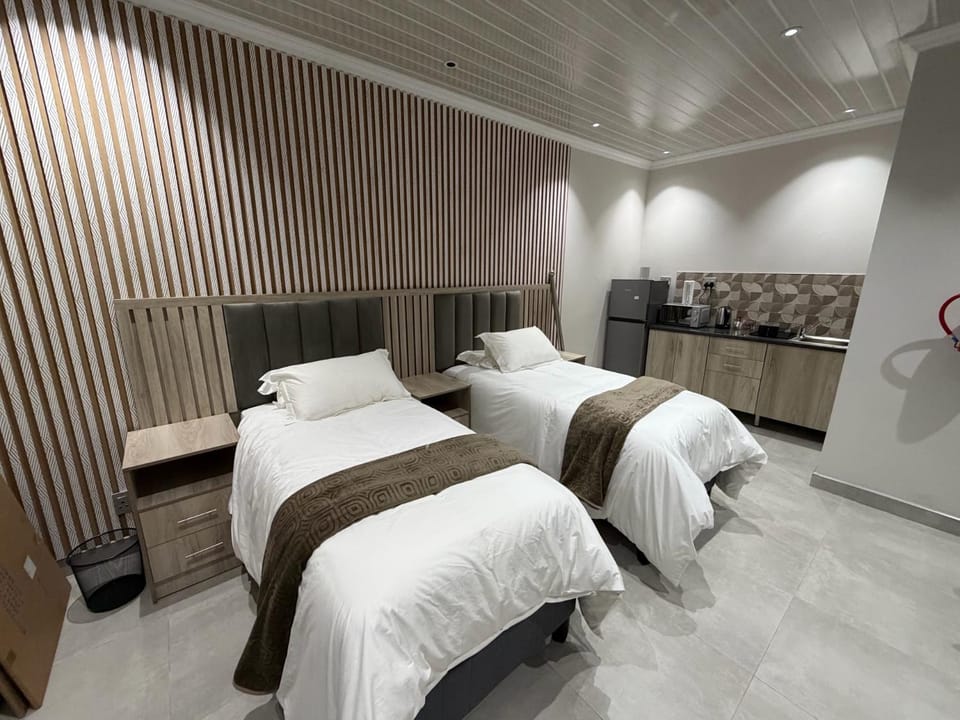 Bed, TV and multimedia