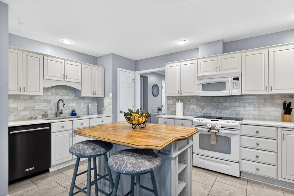 East end Louisville's bright and spacious home House in Jeffersontown