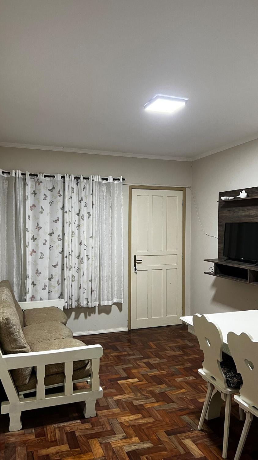 Apartamento Centro Capão da Canoa, uma quadra da praia SEM BOX Apartment in State of Rio Grande do Sul
