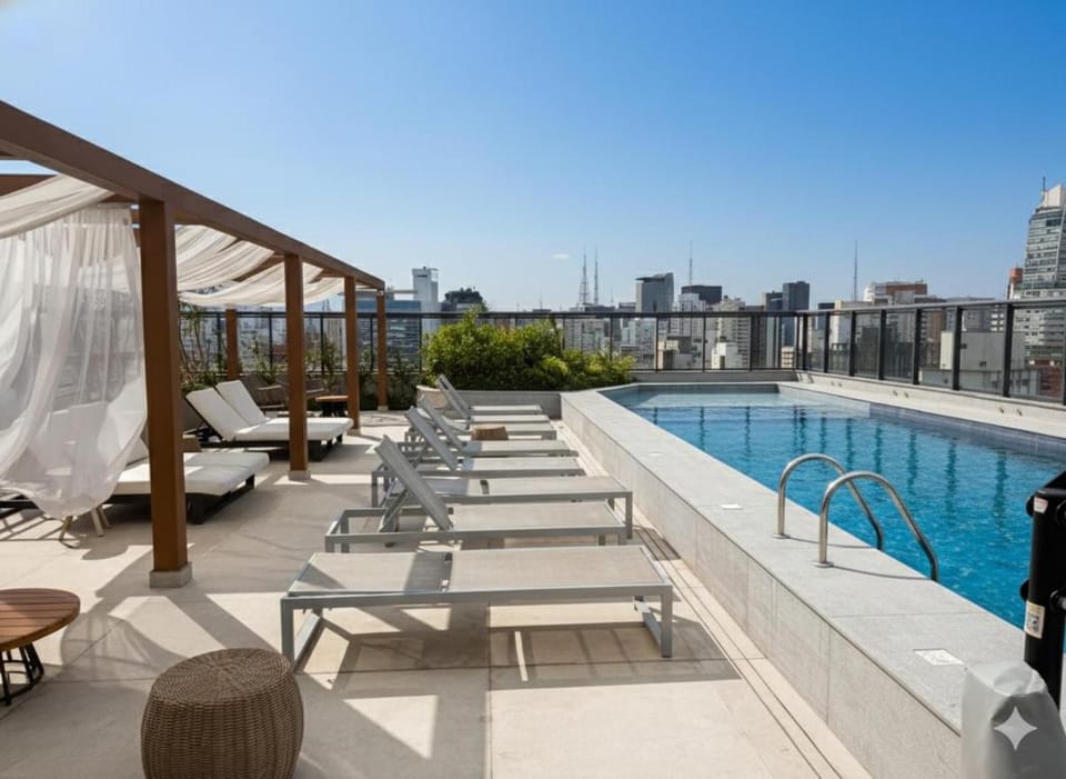 Day, View (from property/room), Pool view, Swimming pool, sunbed