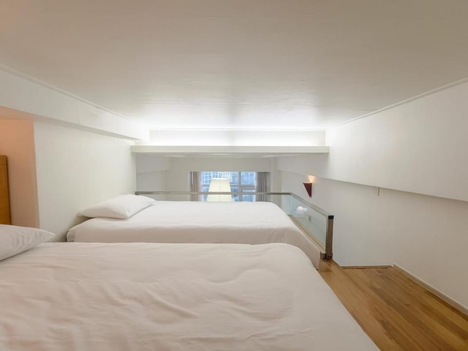 2 min to Seoul station, 2Beds, 1Baths, loft style Apartment in Seoul
