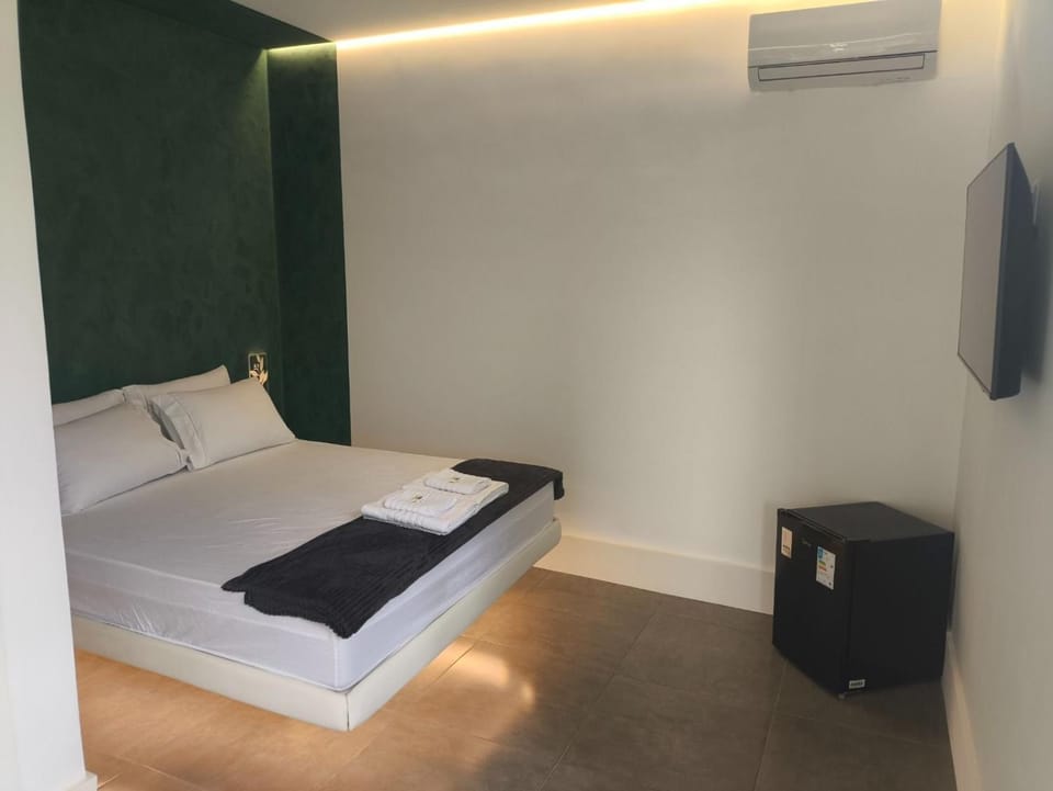 Gyn Suítes - Suítes novas e funcionais Bed and Breakfast in Goiania