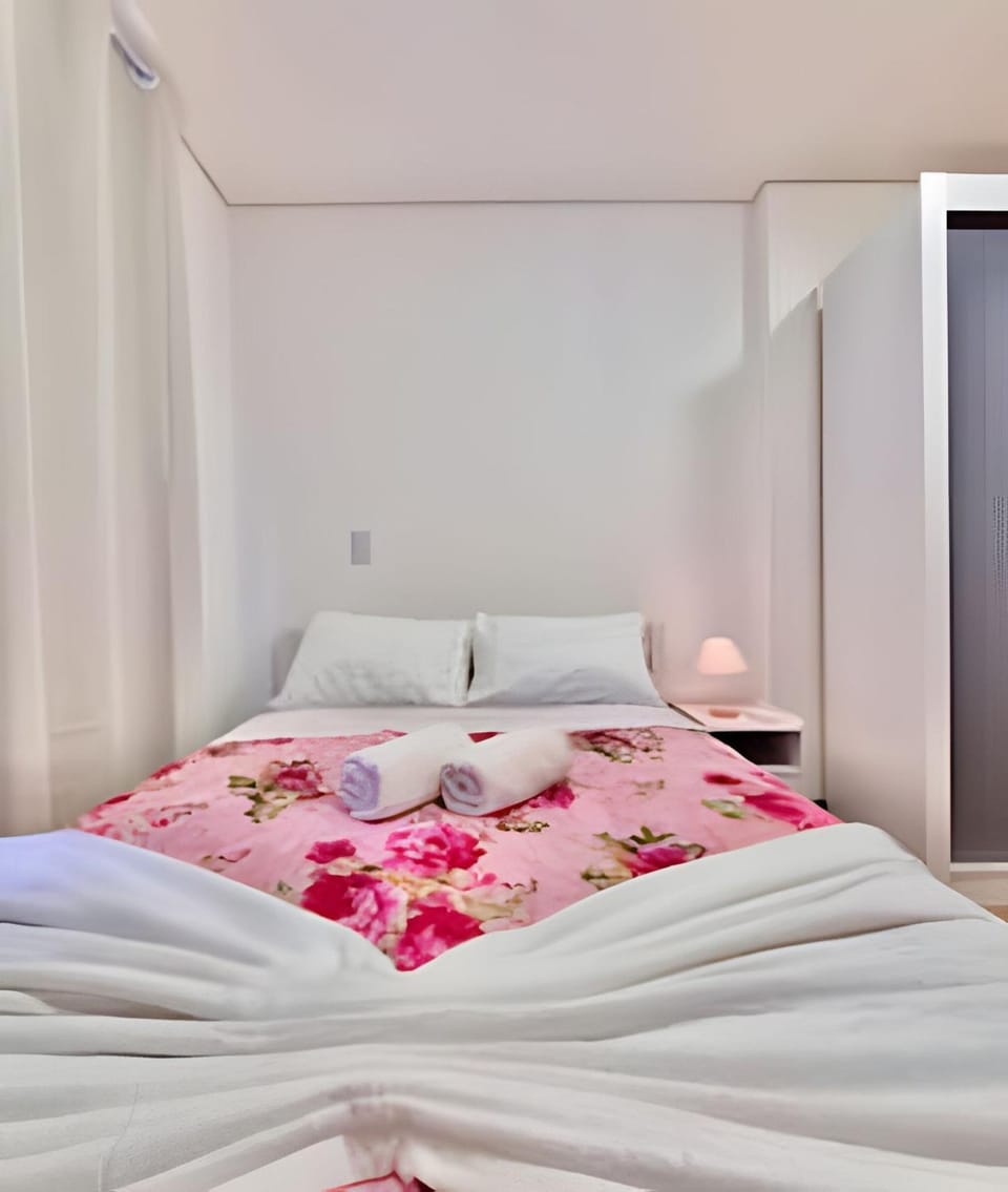 Bedroom, wardrobe