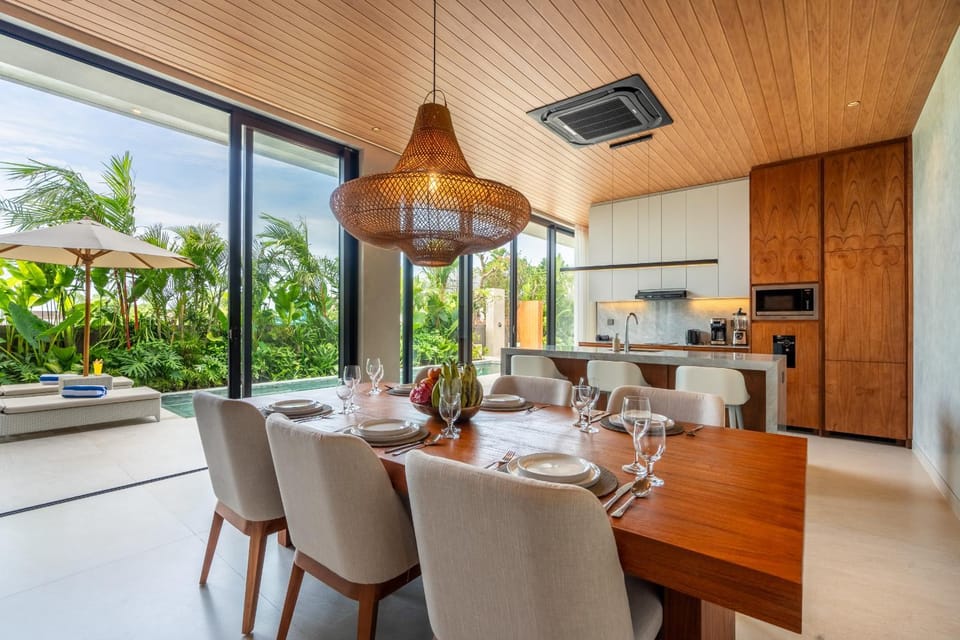 Elite Umalas Villas - Iris & Rose Complex, Canggu Villa in North Kuta