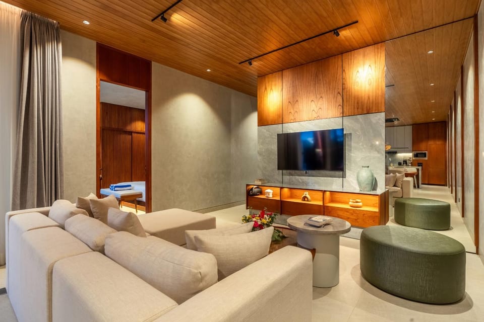 Communal lounge/ TV room, Living room