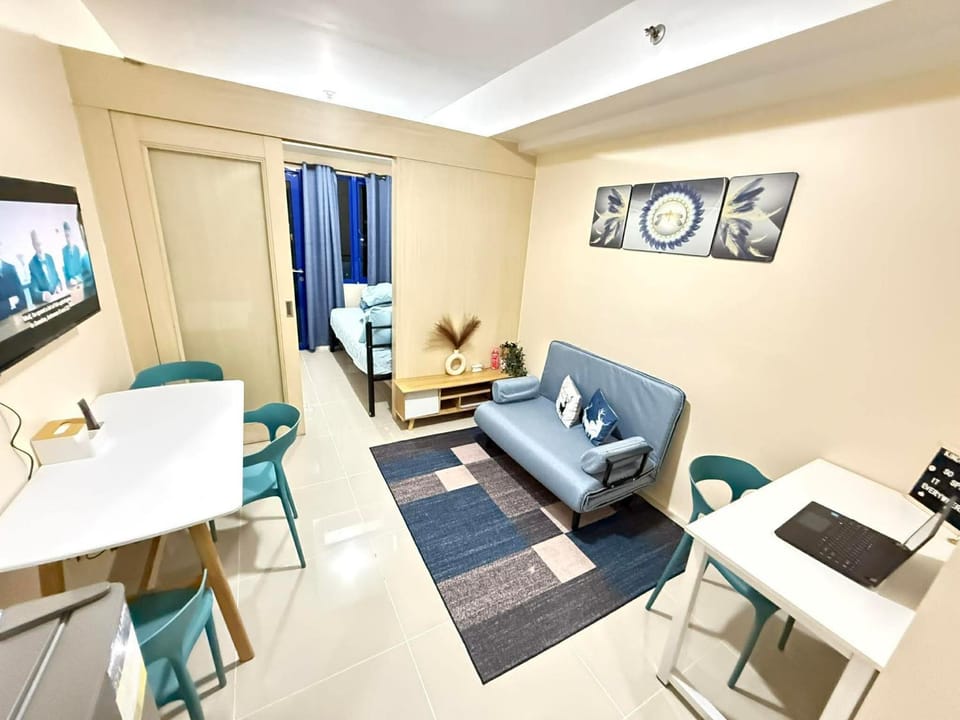 Living room, Diving