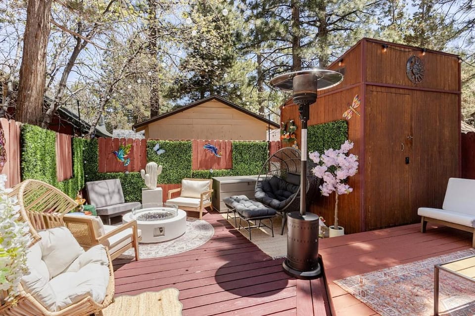 Cozy Mountain Cabin Retreat Cabin in Southern California