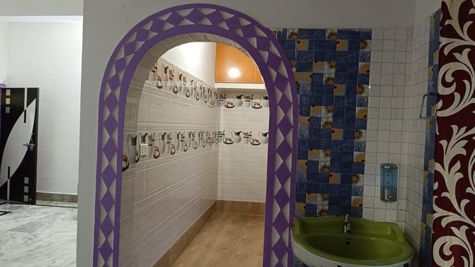 Rooms in Guwahati A1 Apartment in Bangladesh