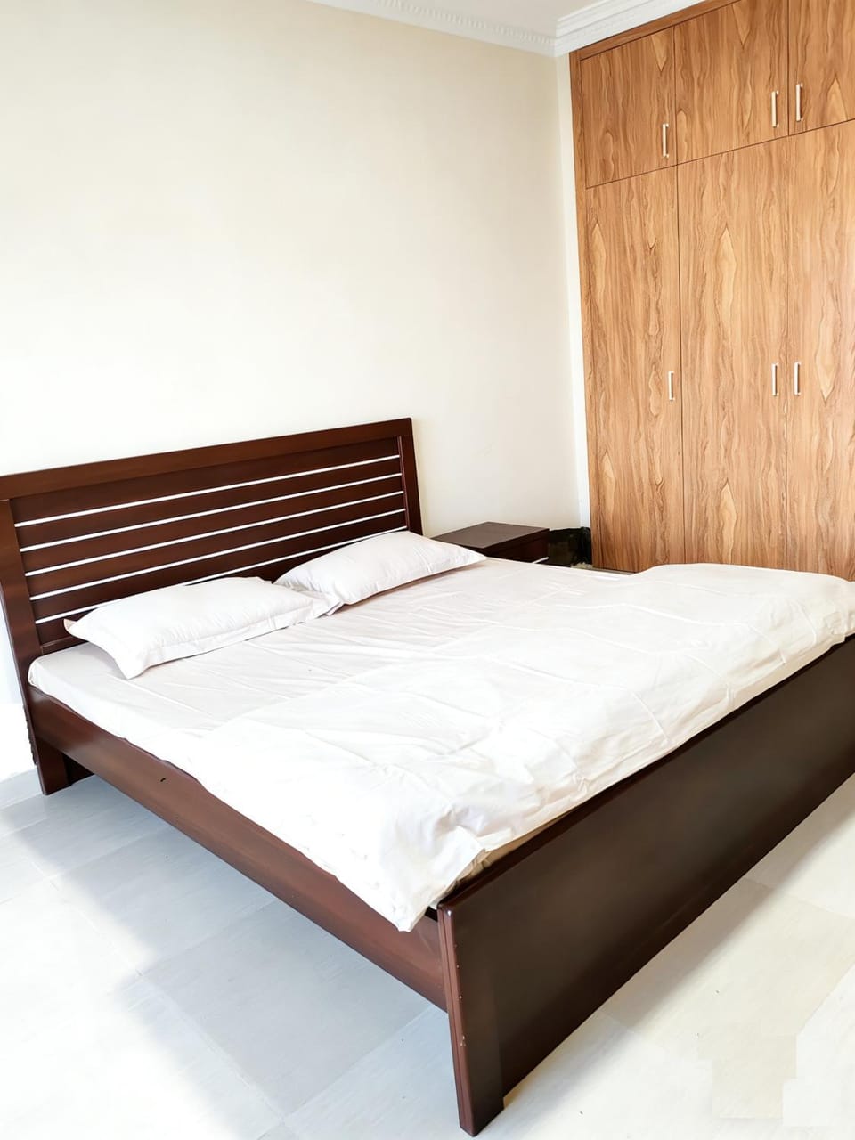 Sea View Penthouse near Dubai Bus Apartment in Al Sharjah