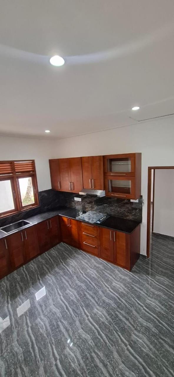 SL Colombo villa House in Western Province