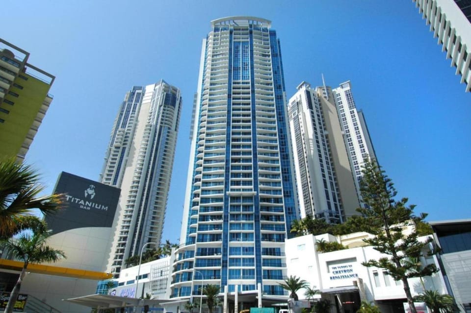 Chevron Heights Lv15 Apartment in Surfers Paradise