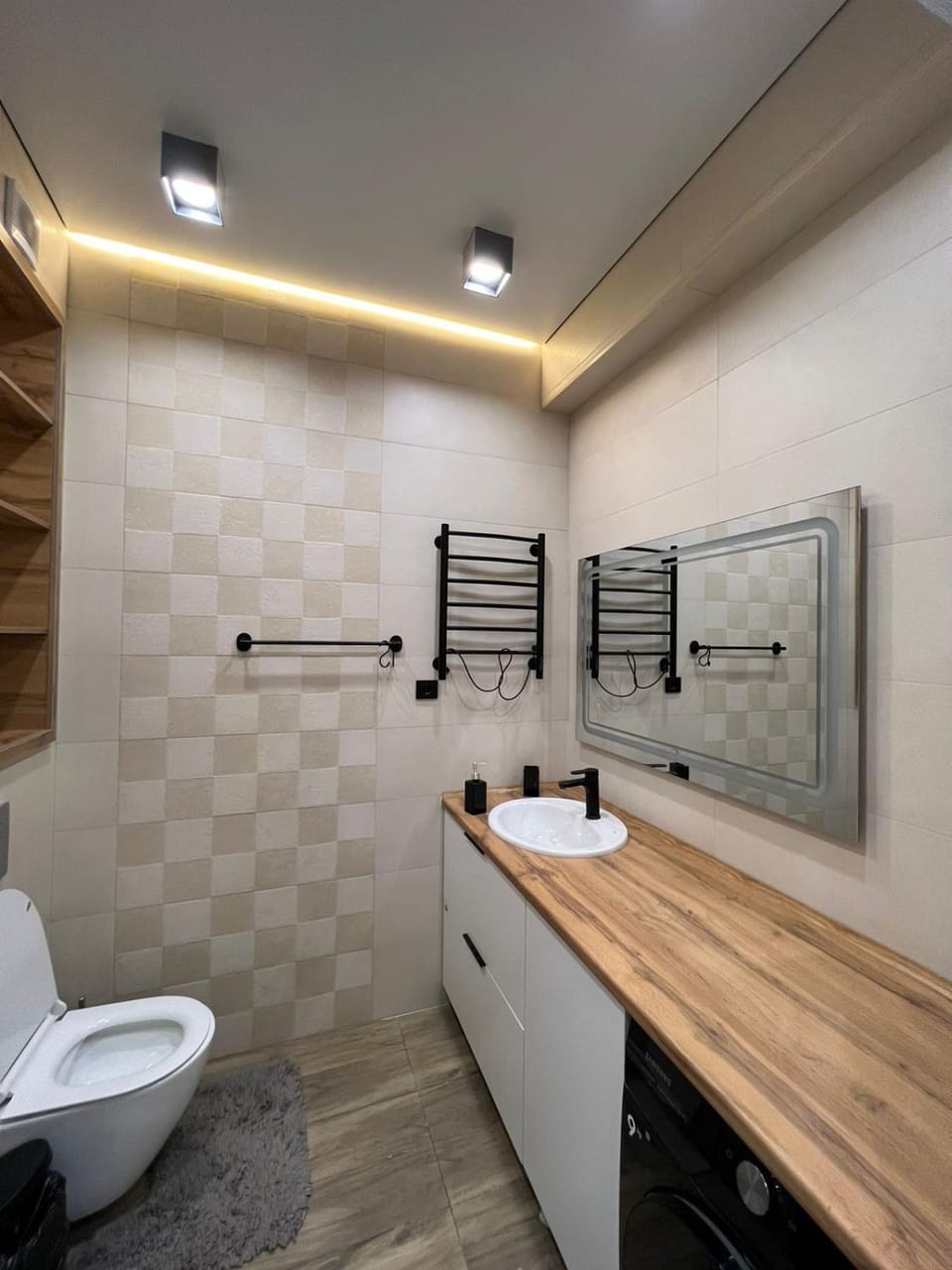 Cozy apartment in a nice neighborhood Apartment in Almaty