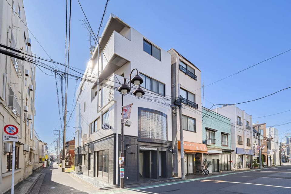 Property building, Day, Neighbourhood, Street view