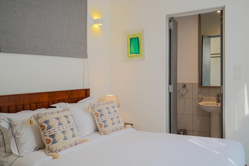 Bathroom, Bedroom