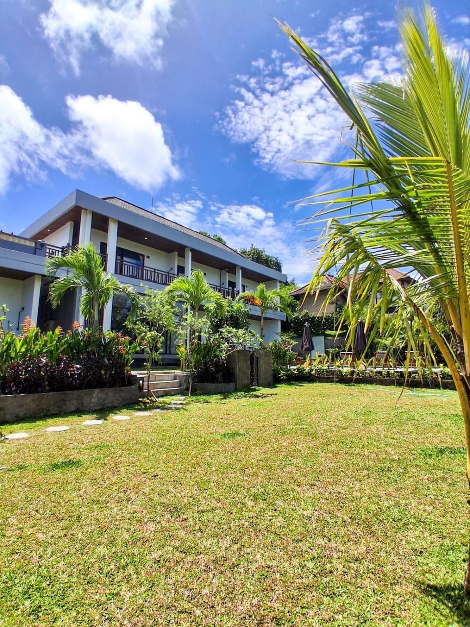 Property building, Day, Natural landscape