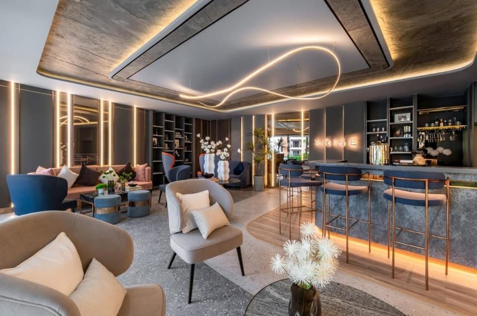 Arise Resort Condo with Infinity Pool and City view Bed and Breakfast in Chiang Mai