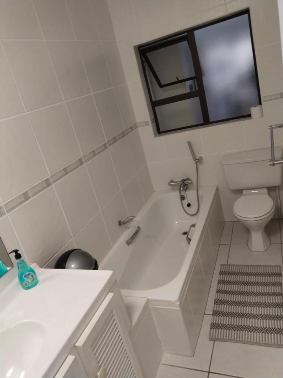 76 Eden Dunes Beachfront Apartment, Shelly Beach Apartment in Margate