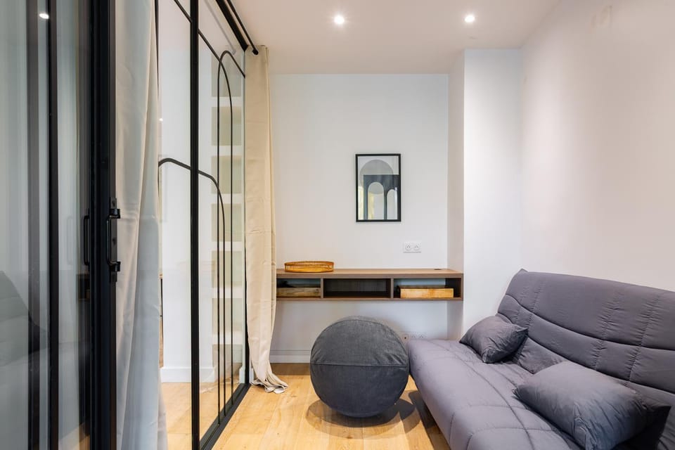 Lounge or bar