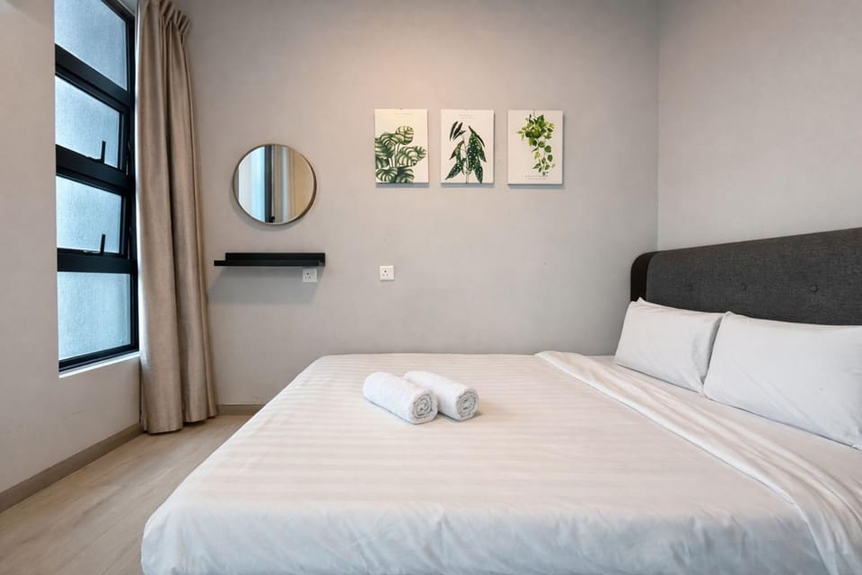 Luxury JQ Suites with Seaview Mountain view and City view Spacious Near City Centre Apartment in Kota Kinabalu