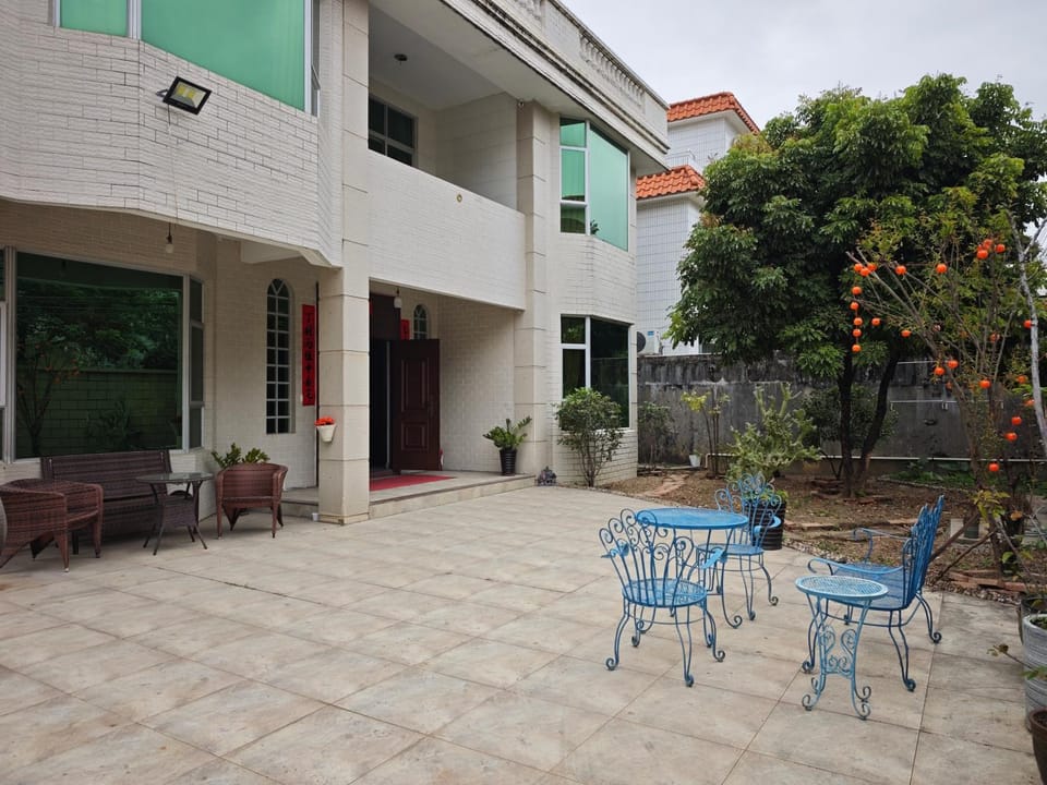 Garden, Garden view