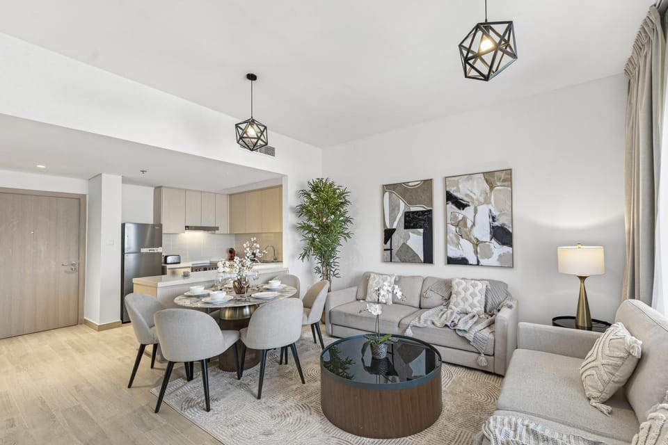 Kitchen or kitchenette, Living room, Dining area