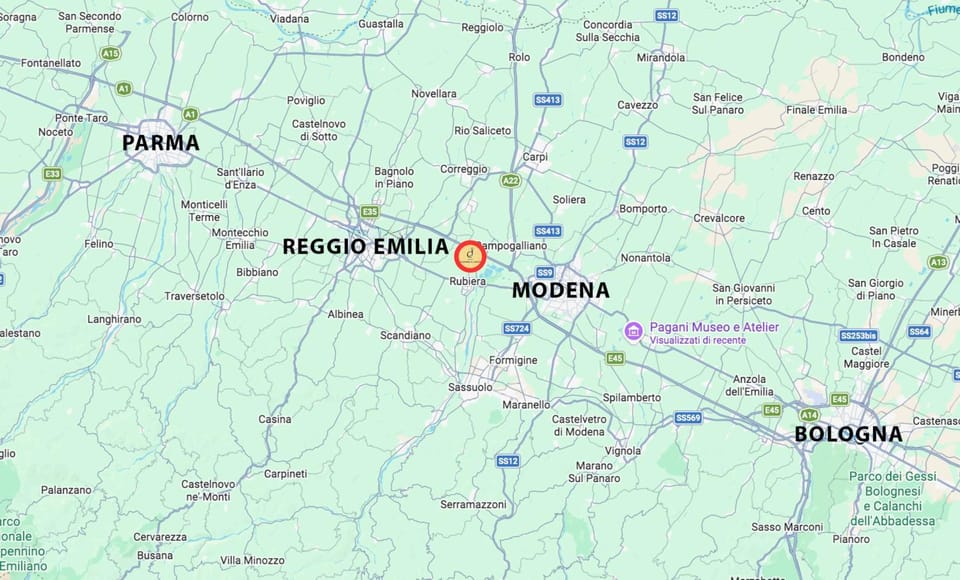 Text overlay, Location