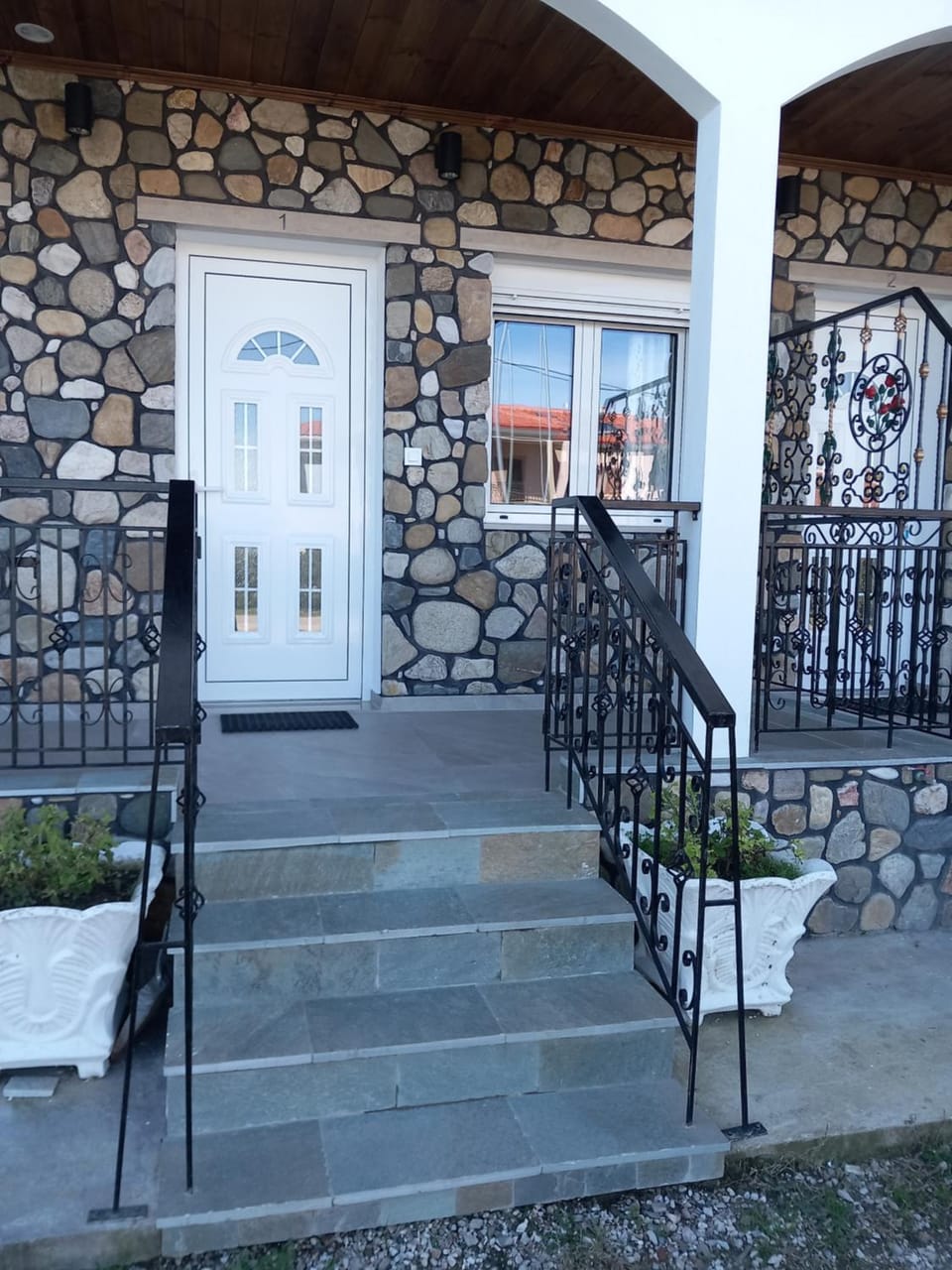 Property building, Facade/entrance