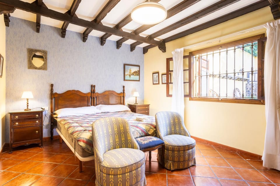 Home2Book Traditional Home with Terrace & Pool House in Canary Islands