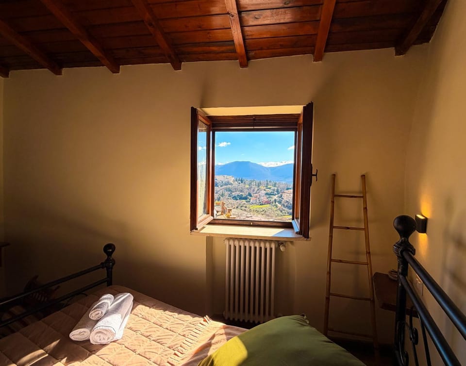 View (from property/room), City view