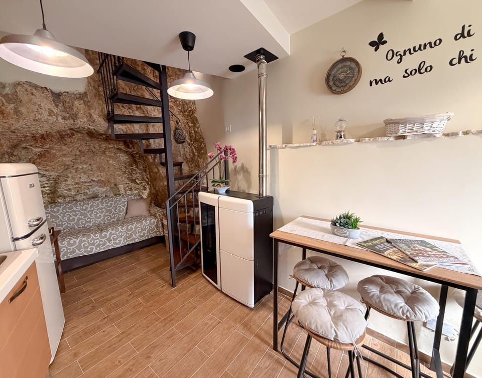 Kitchen or kitchenette, Living room, Seating area, kitchen, kitchen