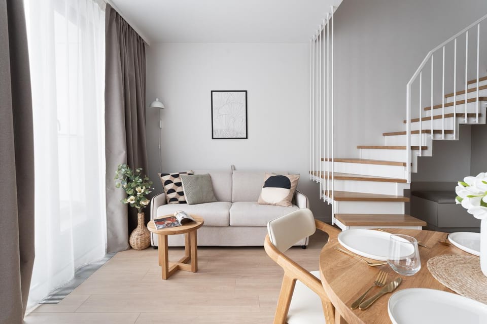 Living room, Seating area
