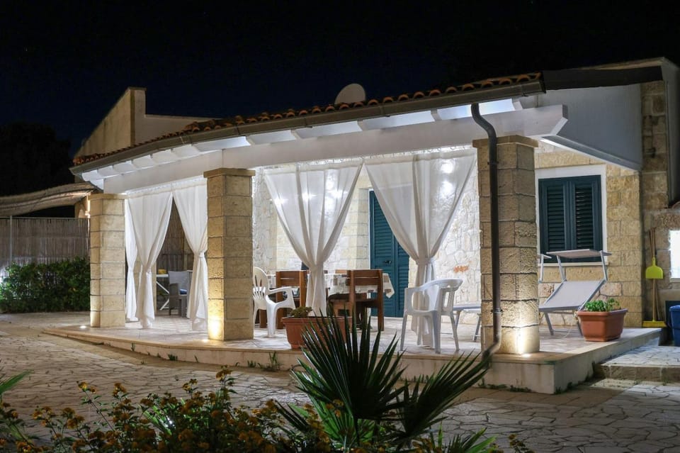Patio, Garden, Inner courtyard view