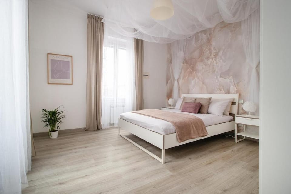 The house of veils - Elegance and comfort Rho Fiera Apartment in Rho