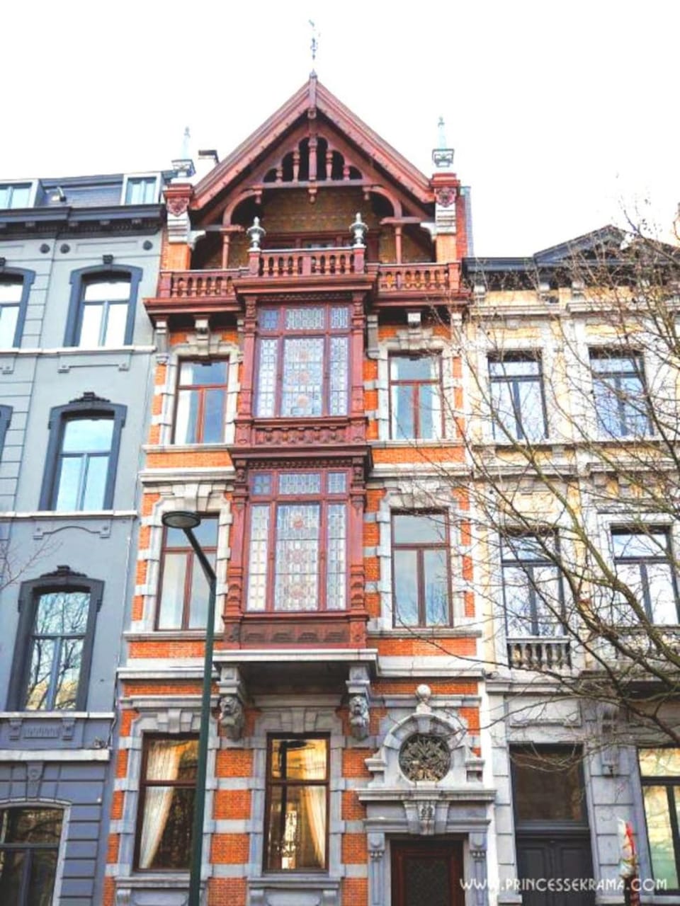 Property building, Day