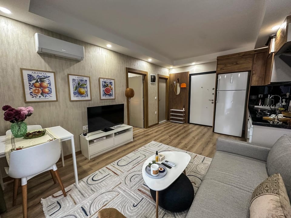 TV and multimedia, Dining area, dishwasher, kitchen, air conditioner