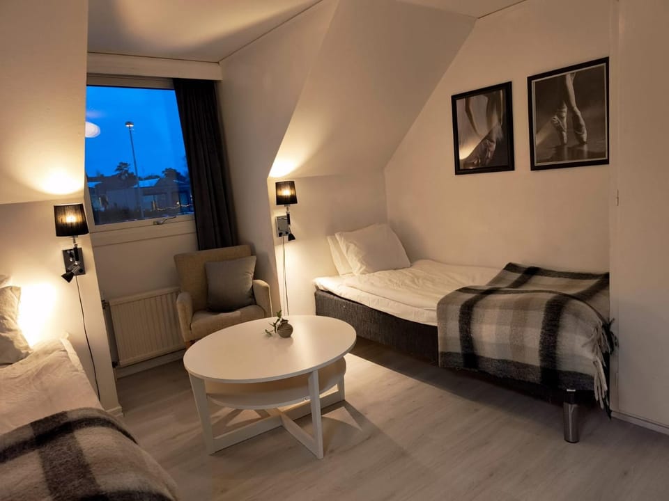 Property building, Bed