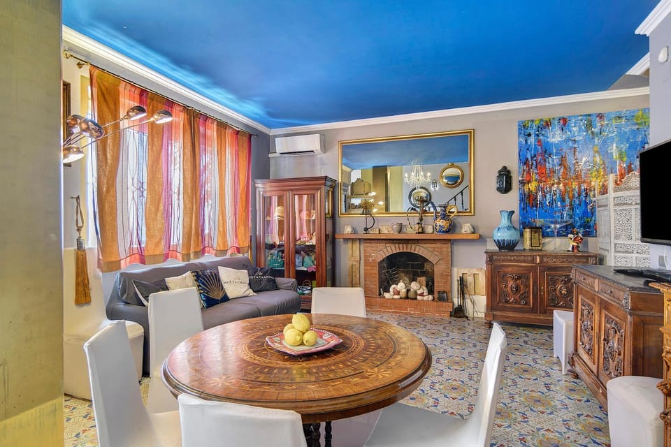 Property building, Living room