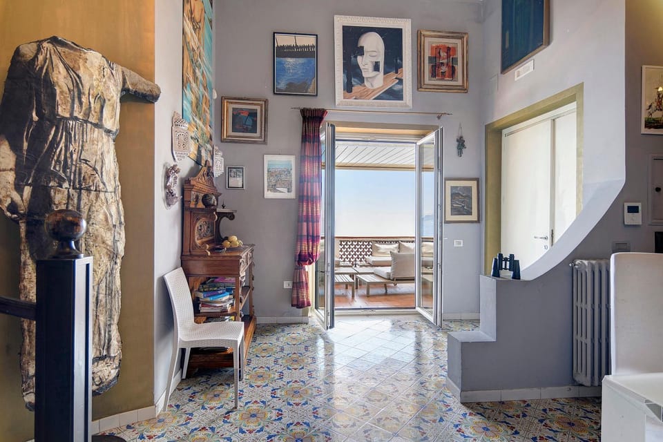 Property building, Living room