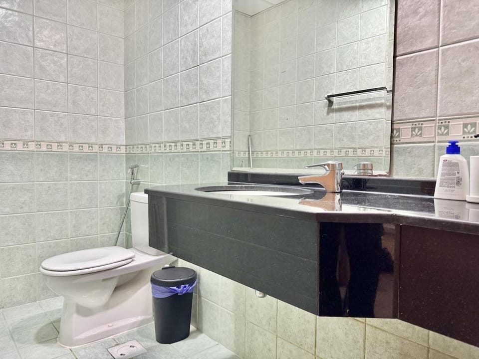 1Bd with Marina View in JLT Apartment in Dubai