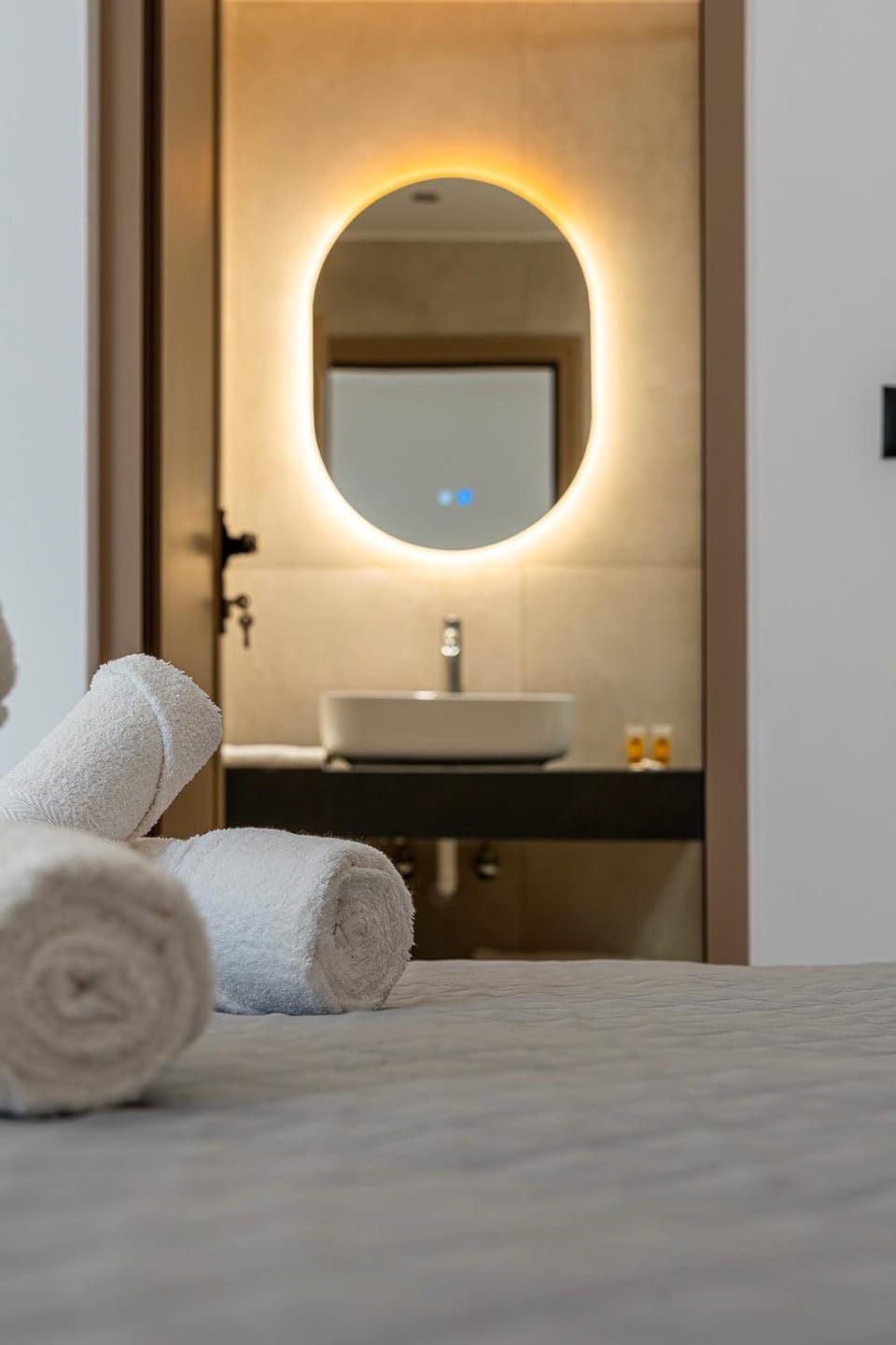 Bed, Bathroom, Bedroom