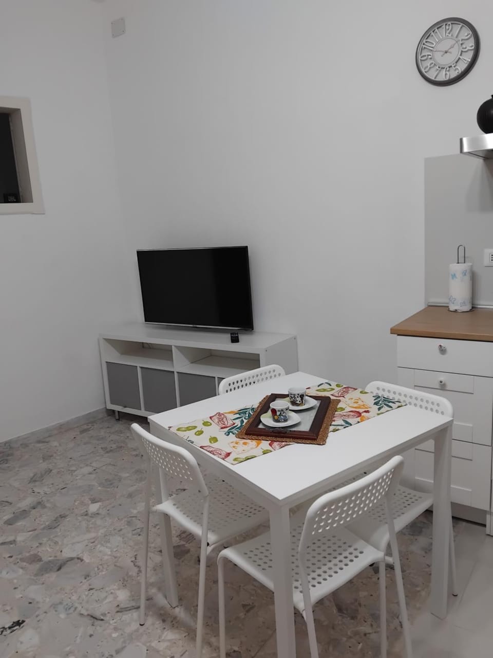 TV and multimedia, Dining area