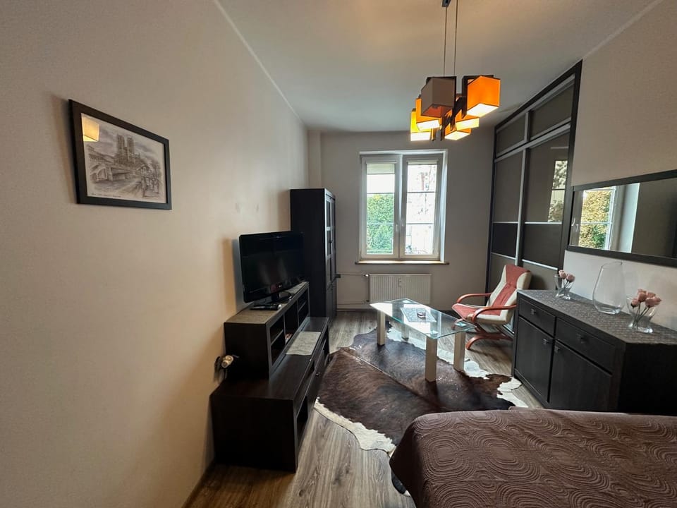 Rooms with shared bathroom and kitchen in center of Old Town Hostel in Gdansk