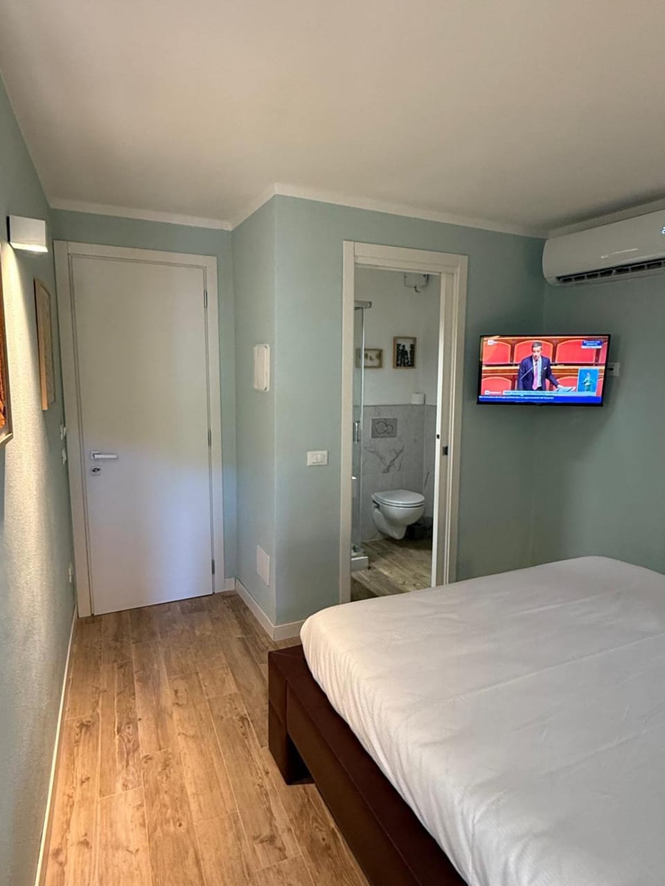Superiore 33 room apartment Bed and Breakfast in Province of Massa and Carrara