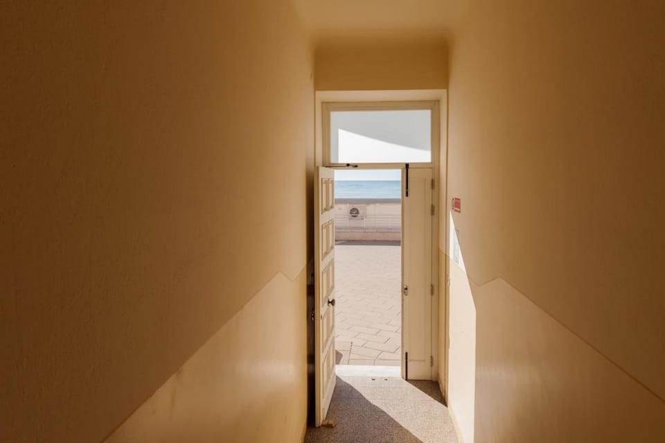 Una finestra sul Mare - Bordighera Apartment in Bordighera