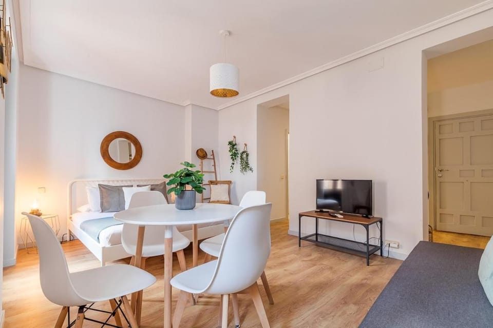 Heima Enjoy Madrid, Alquiler Temporal Apartment in Centro