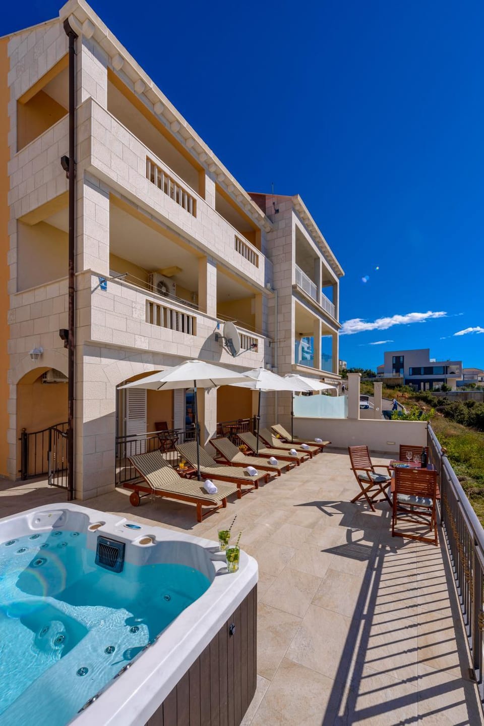 Property building, Patio, Day, Hot Tub, View (from property/room), Balcony/Terrace, sunbed