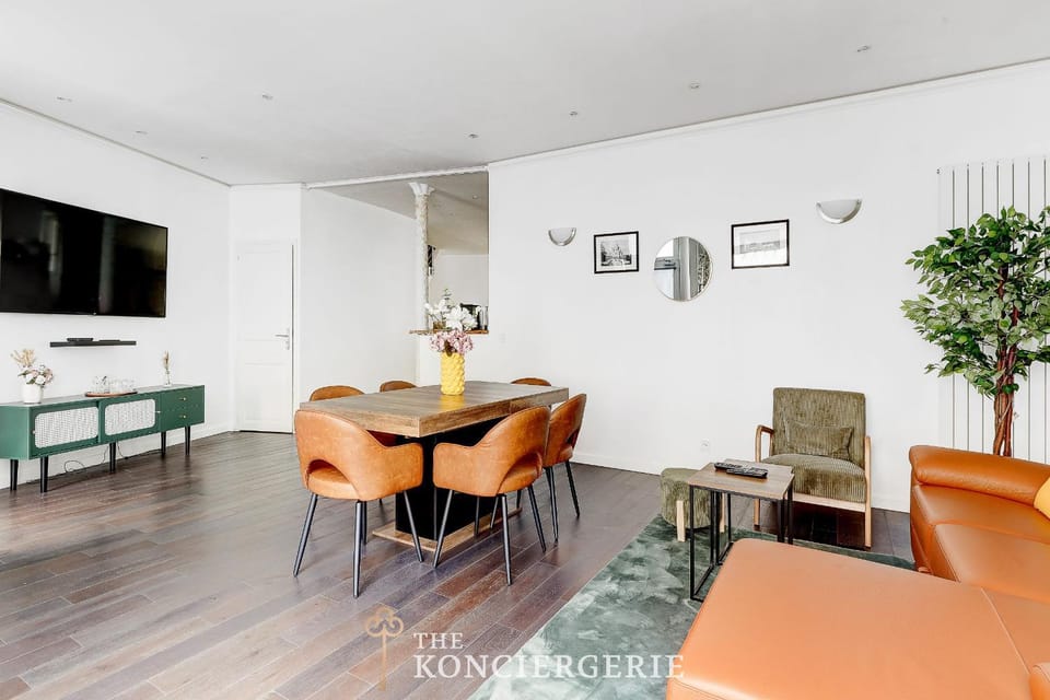 Maison spacieuse proche Buttes-Chaumont avec baby-foot Apartment in Paris