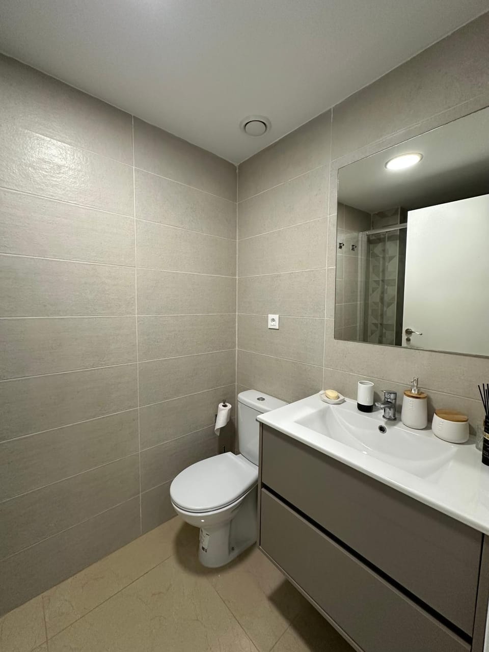 CJ105 Ciudad Jardin I, Deluxe ServHouse Apartment in Valencian Community