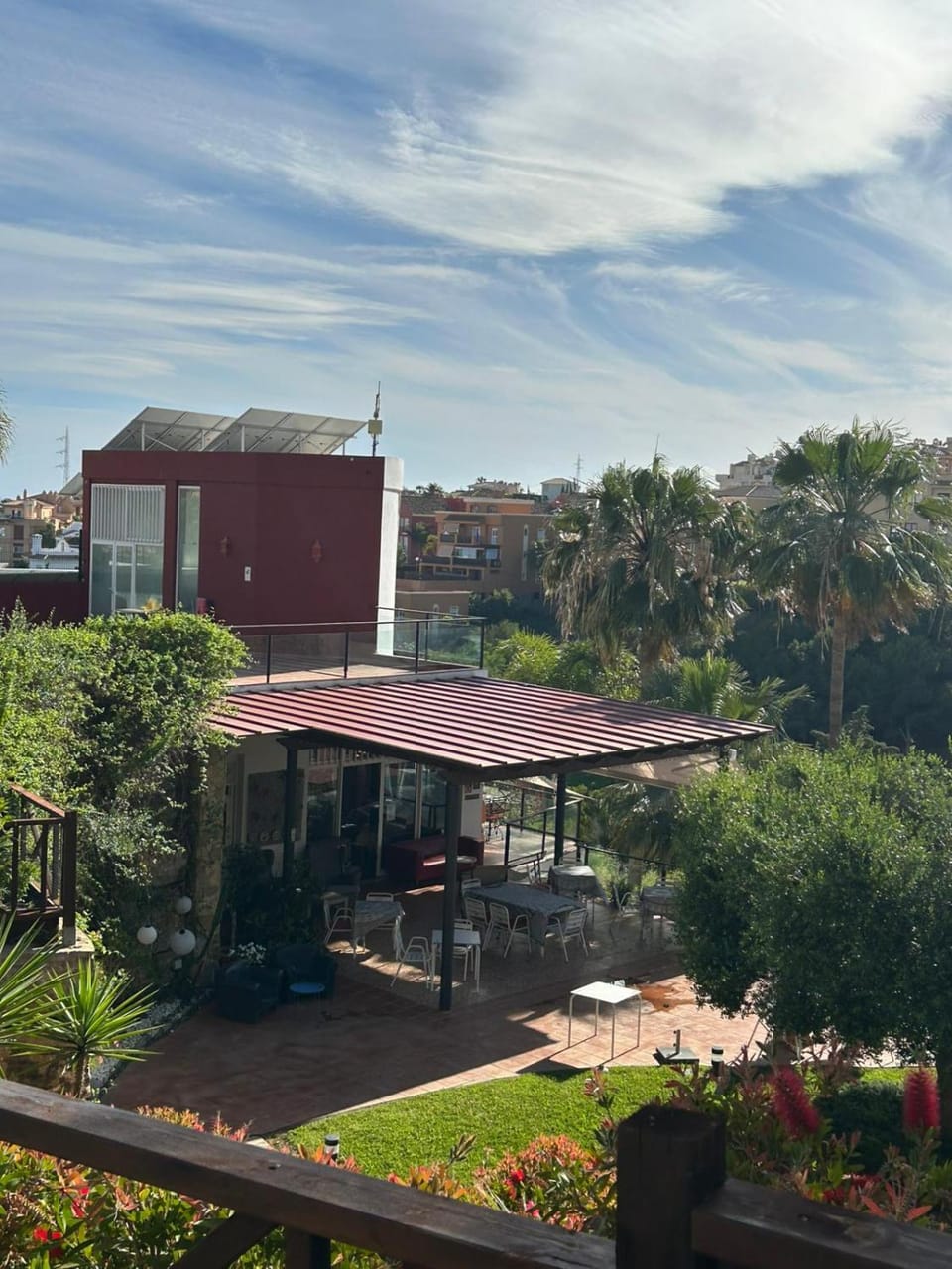 Restaurant/places to eat, Lounge or bar